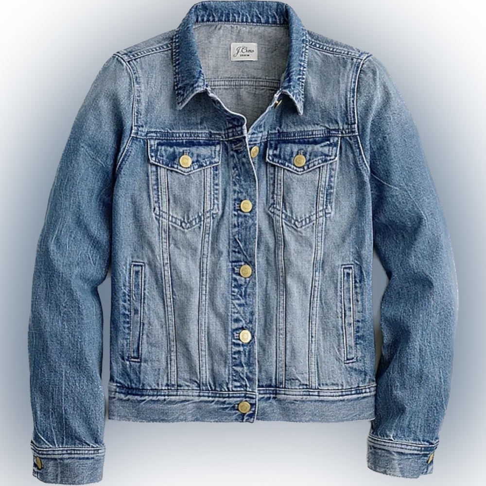 EUC Classic denim jacket in Brilliant Day wash (XS)
Item AI670